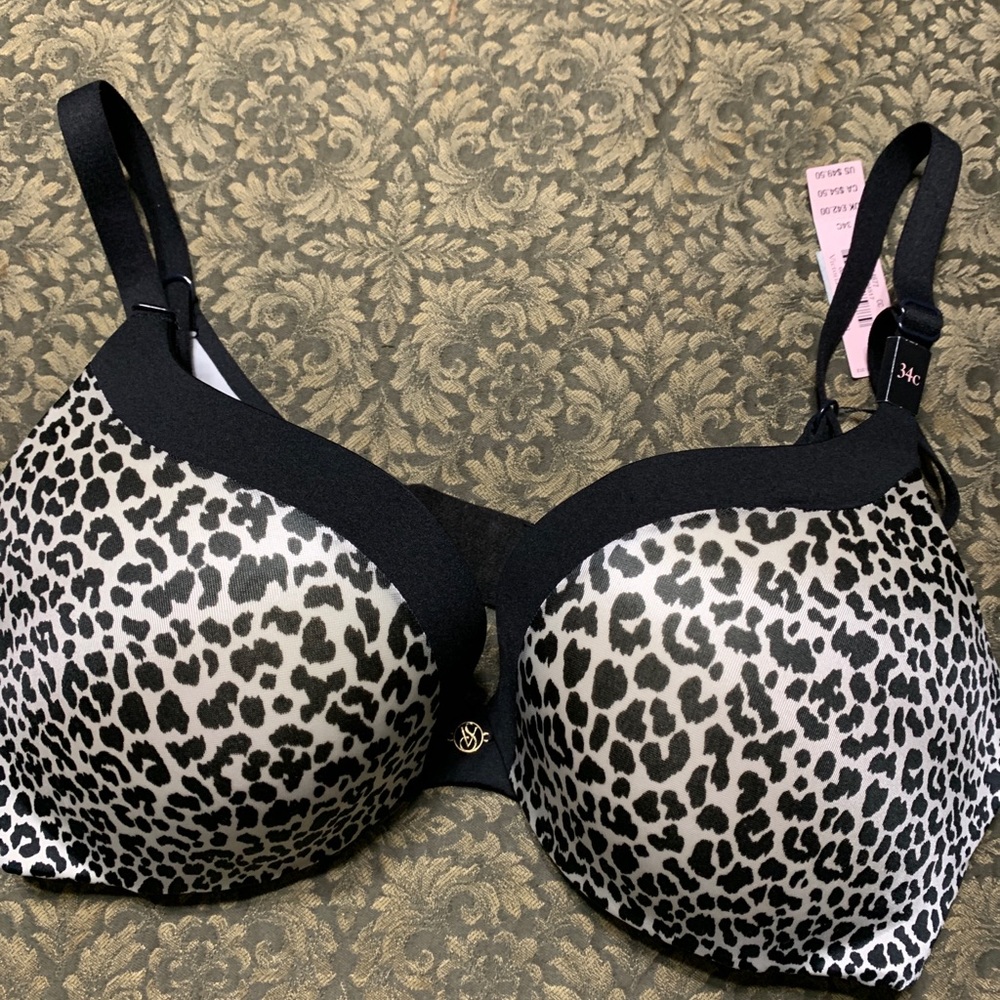 Victoria’s Secret Very Sexy Push-Up Bra Size 34 C